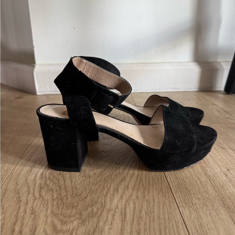 Louis et Cie Black Suede Block Heel Sandals